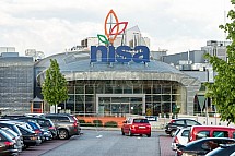 Nisa, obchodní centrum