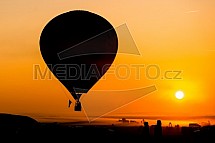 Lorraine Mondial Air Balloon, horkovzdušný balón, západ slunce