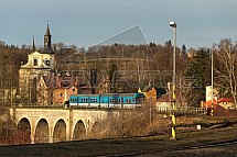 Viadukt, železnice, vlak, kostel, Rychnov u Jablonce nad Nisou