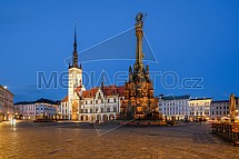 Olomoucká radnice a Sloup Nejsvětější Trojice, Horní náměstí