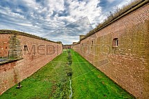 Malá pevnost Terezín, příkop