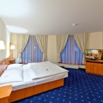 2013-10-15-csa_6331_tonemapped